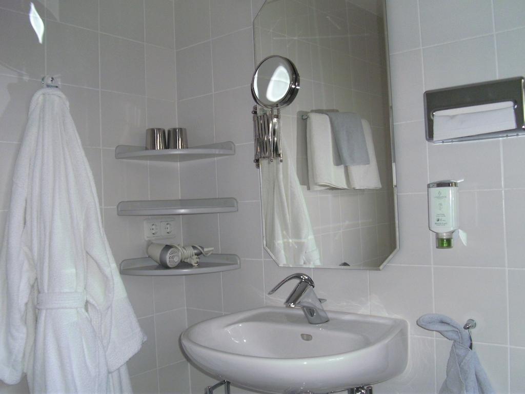 Hotel Ambiente ホーフ 部屋 写真